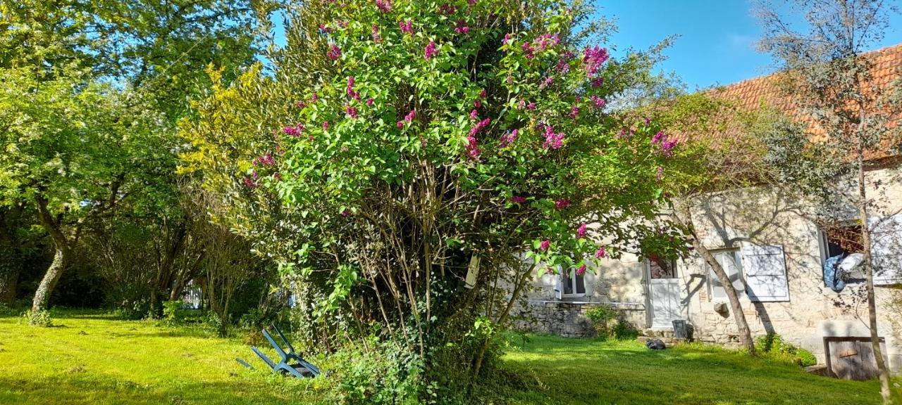 Domaine Pastel Bed and Breakfast Besson Buitenkant foto