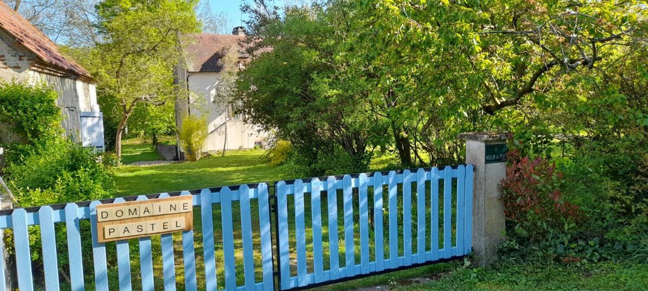 Domaine Pastel Bed and Breakfast Besson Buitenkant foto