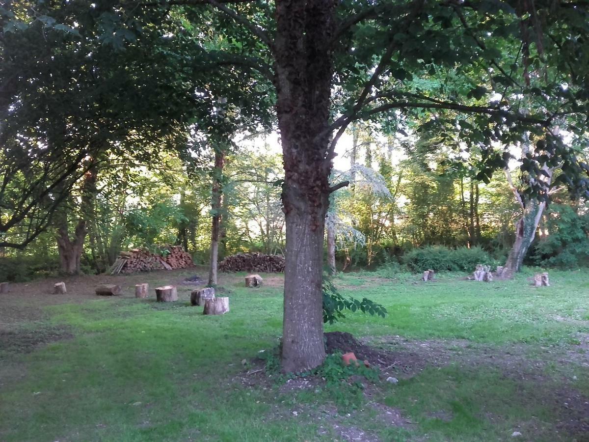 Domaine Pastel Bed and Breakfast Besson Buitenkant foto