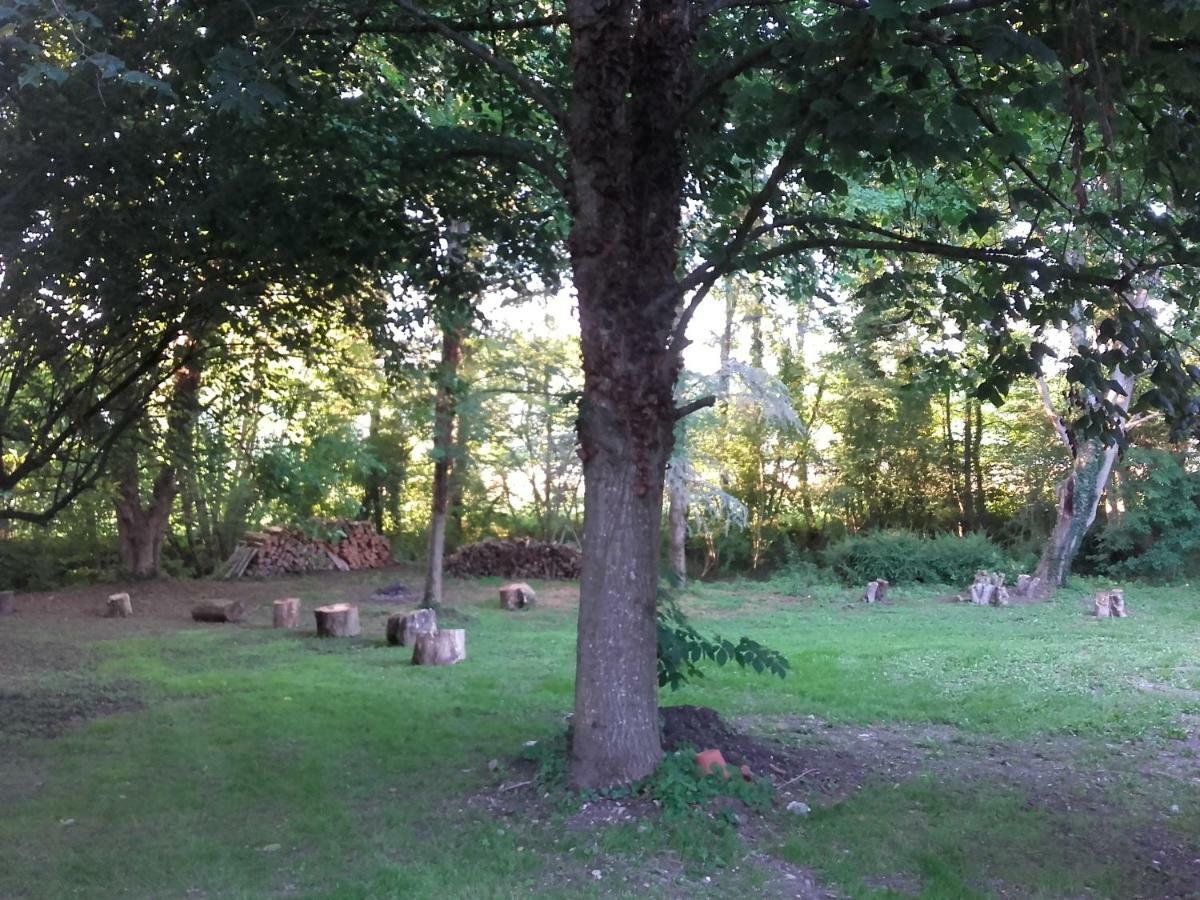 Domaine Pastel Bed and Breakfast Besson Buitenkant foto